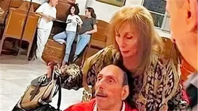 بهذه الطريقة.. فيروز تودع نجلها هلي الرحباني في كنيسة رقاد السيدة