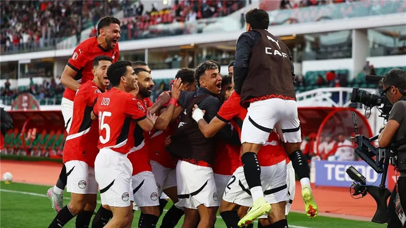 عمر مرموش يتقدم لمنتخب مصر على كوت ديفوار