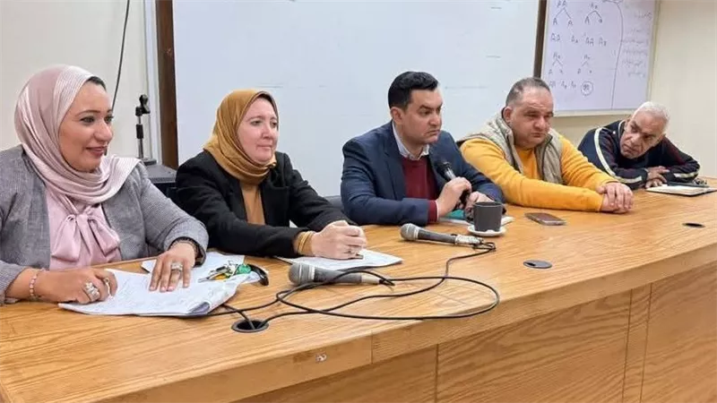 وكيل صحة البحيرة يناقش خطة المرحلة الثانية لاعتماد بعض وحدات الرعاية