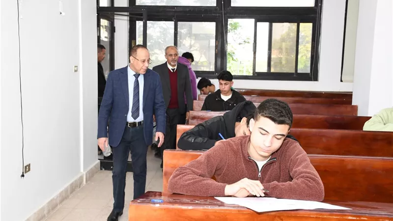 انضباط كامل في امتحانات كلية التمريض والمعهد الفني للتمريض بجامعة القناة