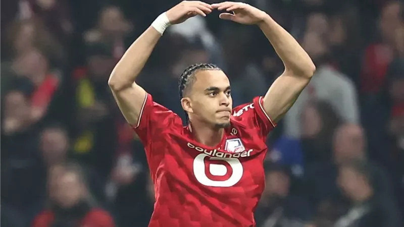 الاتحاد الجزائري يراقب شقيق كيليان مبابي للانضمام للمنتخب
