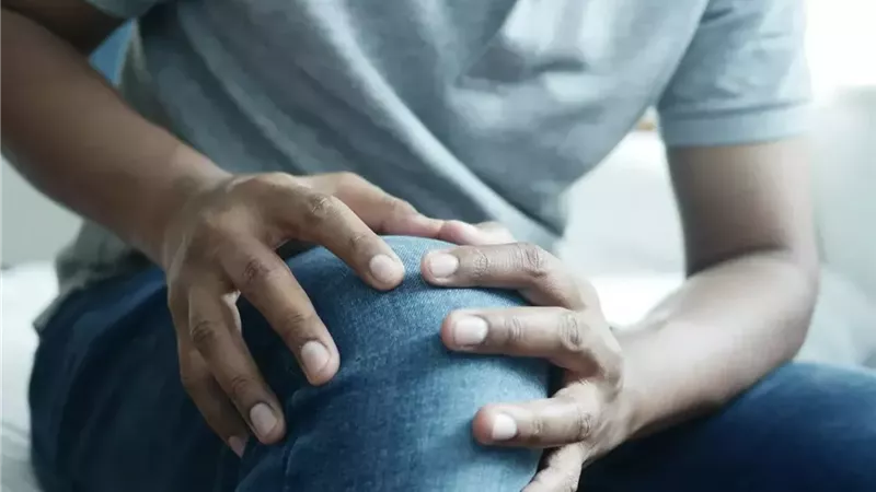 تقلبات الطقس وتفاقم آلام المفاصل.. هل يوجد علاقة بينهما؟|تفاصيل 