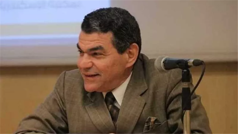 الشاعر السكندري جابر بسيوني: التكريم من الوطن هو أعظم هدية لأي مبدع|حوار 