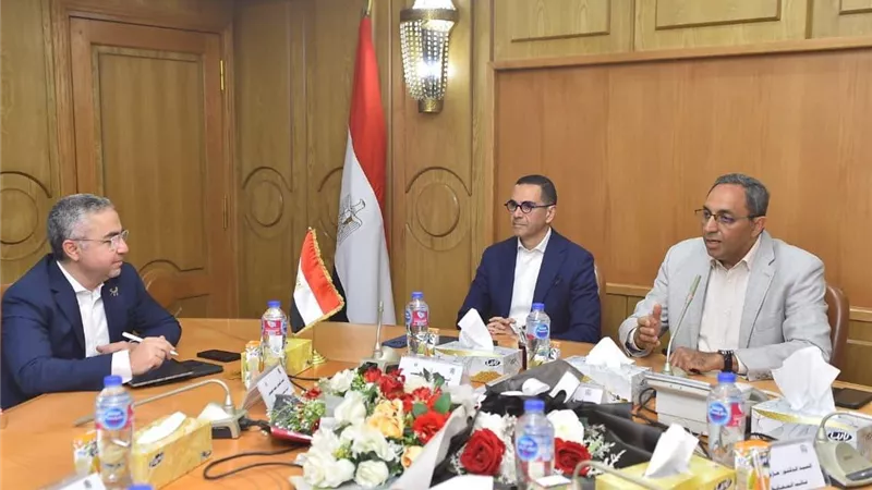 وزير الاستثمار: قنا مؤهلة لجذب استثمارات زراعية على مساحة 1.1 مليون فدان