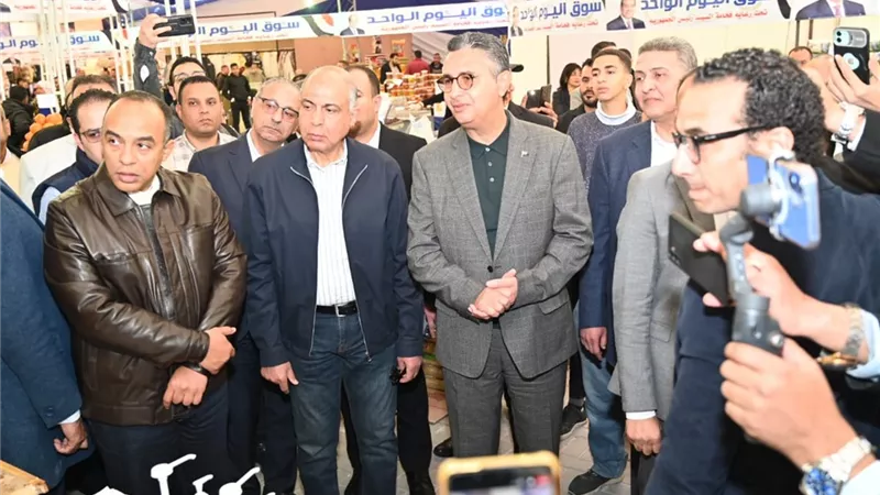 وزير التموين يتفقد مصانع السكر والمطاحن لدعم الأمن الغذائي بالمنيا