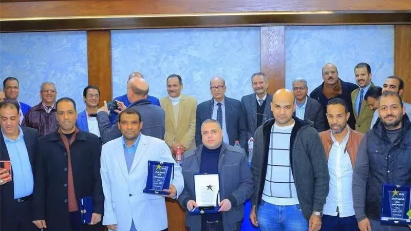 تكريم شخصيات خدمية وثقافية خلال فعاليات بيت ثقافة المراغة بسوهاج