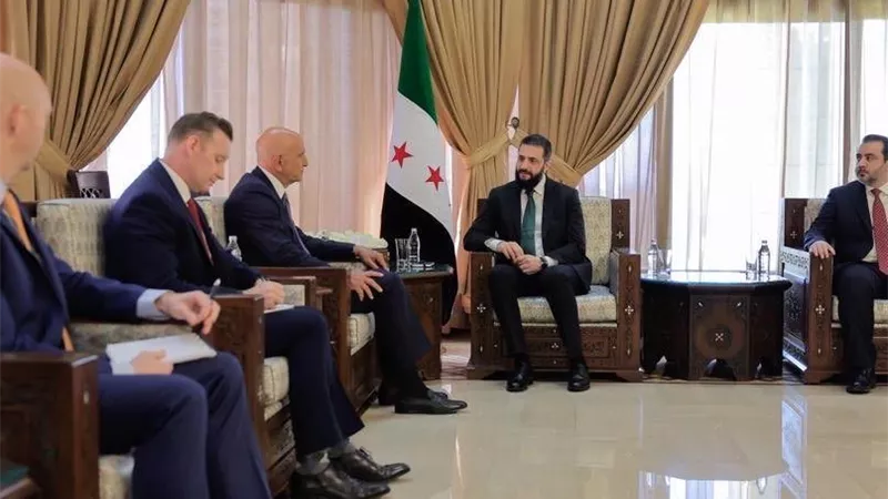 بعد لقائه الشرع.. توم براك: أمريكا جاهزة لرعاية حوار شامل بين دمشق وقسد
