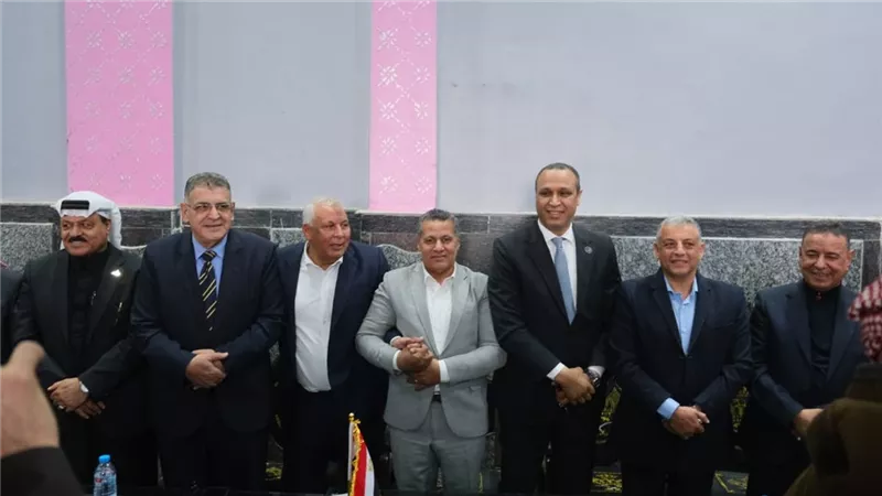 محافظا الإسماعيلية والوادي الجديد ينهيان الخلافات بين 