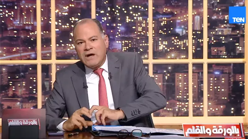 نشأت الديهي يطالب بوقف شائعات التعديل الوزاري وانتظار قرار الدولة