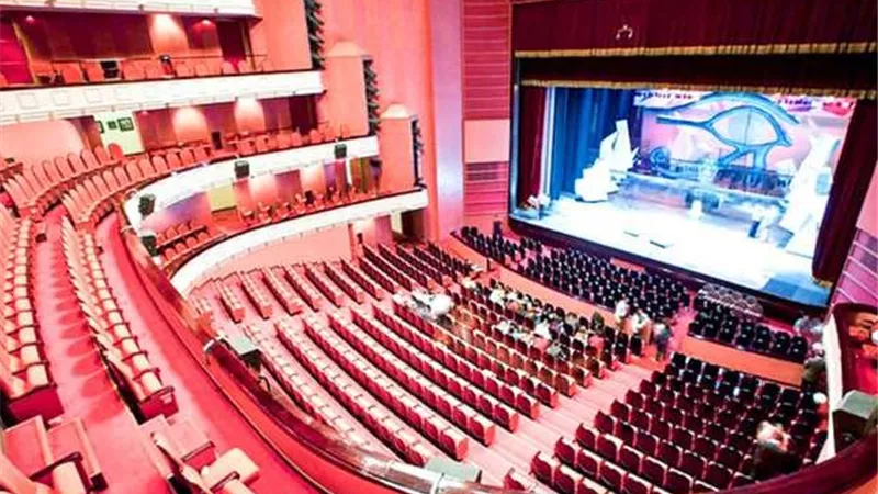 «وهابيات» على مسرح الجمهور بدار الأوبرا.. الجمعة