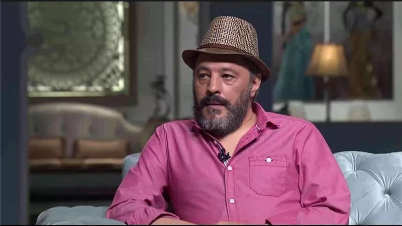صناع وأبطال «السرايا الصفرا» يحتفلون بعيد ميلاد عمرو عبد الجليل