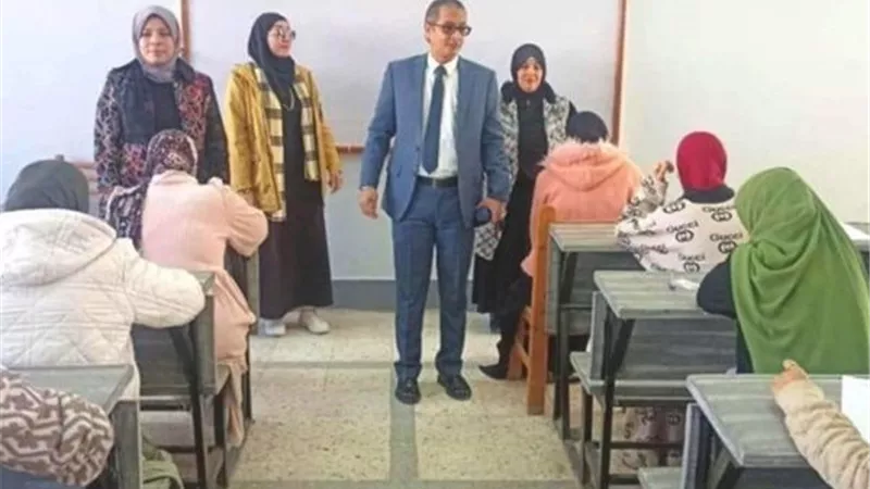 انتهاء اختبارات الفصل الأول للدبلوم المهني STEM بالدراسات العليا بالمنيا