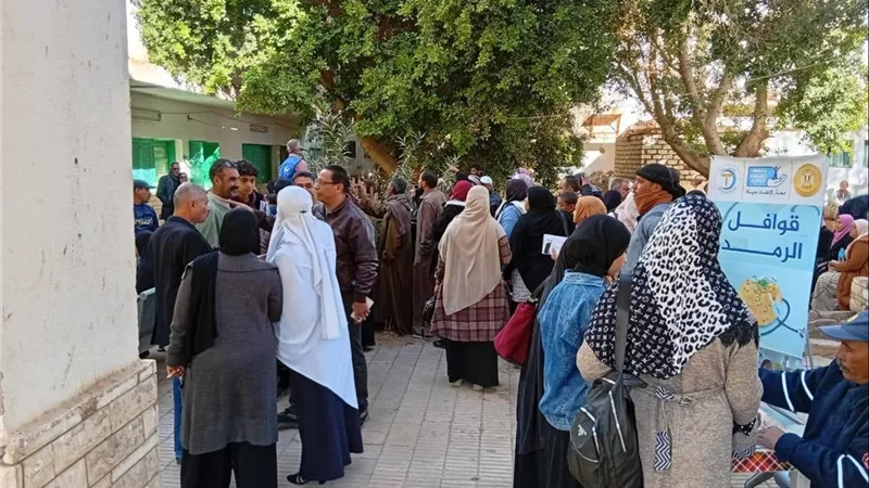قافلة مجلس الوزراء تبدأ أعمالها بمستشفى الداخلة