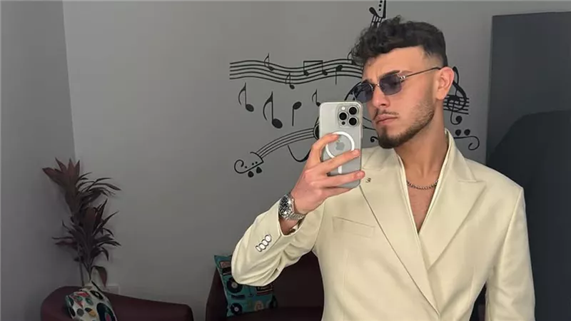 الفنان السوري الشامي «مبسوط» من إحدى شركات الموبايل.. اعرف السبب