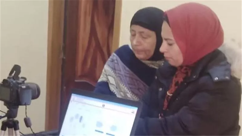 القومى للمرأة يستخرج بطاقات الرقم القومى لـ417 سيدة بالإسكندرية 