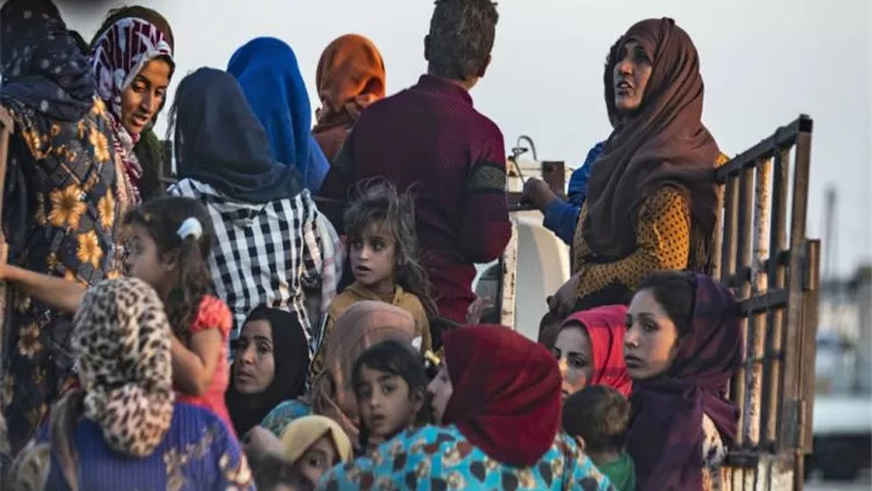بعد استقرار الأوضاع.. بدء عودة النازحين من أحياء حلب إلى منازلهم