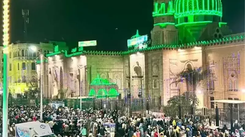 مع حلول شهر رجب.. القاهرة تستعد لليلة الختامية لمولد السيدة زينب 2026