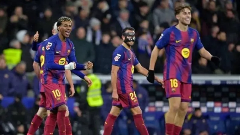 ديكو يتحرك لحسم أولى صفقات برشلونة في الميركاتو الشتوي 