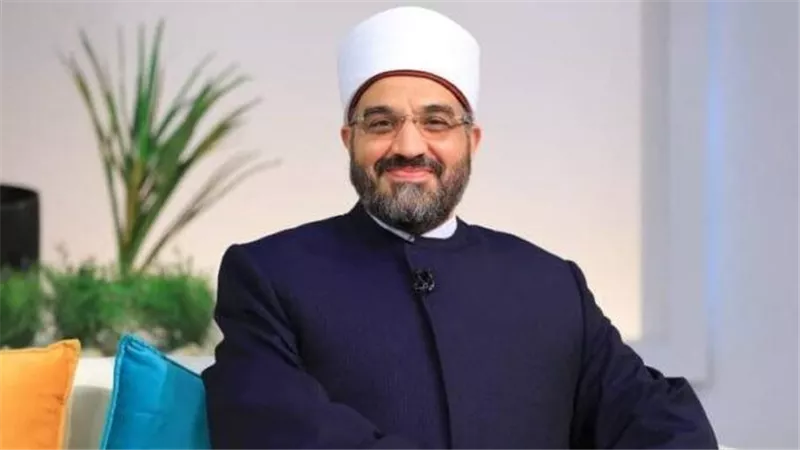 تحسين الأوضاع المعيشية لخطباء المكافأة على طاولة 
