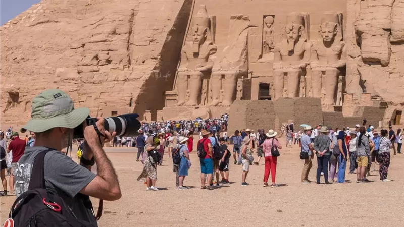 فرصة ذهبية لتعظيم حصيلة الدولار..  60 % زيادة محتملة في إنفاق السائح