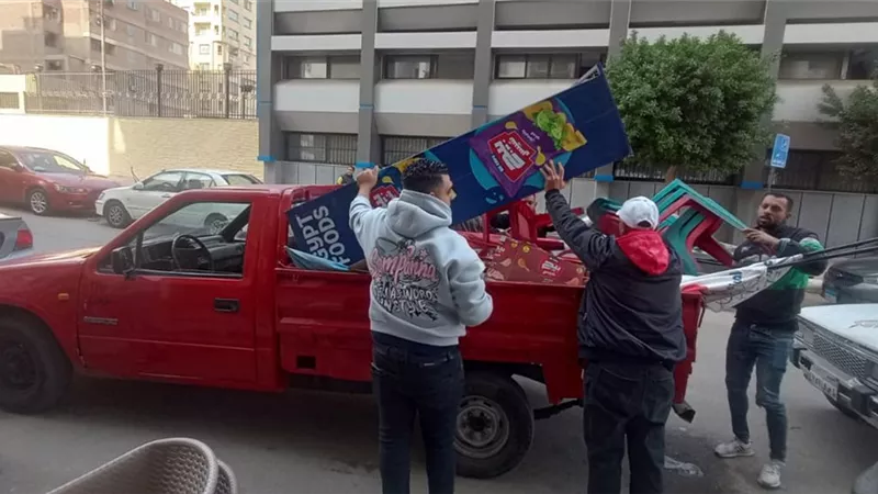 «الإسماعيلية» تشن حملة مكبرة لرفع الإشغالات والتعديات بحي ثالث 