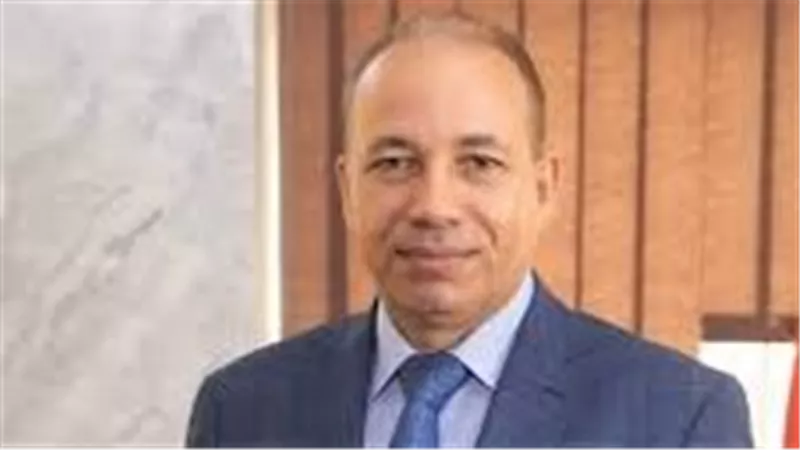 رئيس جامعة المنصورة يُهنّئ الدكتور رضا عبد السلام بانتخابه عضوًا بالبرلمان