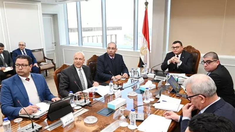 «الإسكان» تسرع تقنين أوضاع 149 ألف فدان بالمدن الجديدة