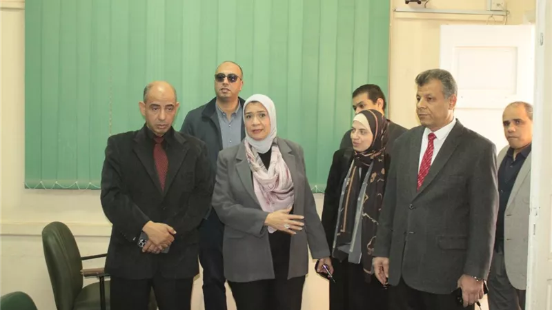  رئيس جامعة أسيوط : تطوير مراكز تعليم اللغات الأجنبية تحتل أولوية 