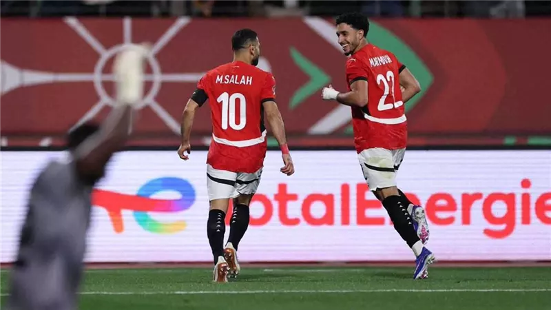 مانشستر سيتي يٌسلط الضوء على تألق صلاح ومرموش مع منتخب مصر 