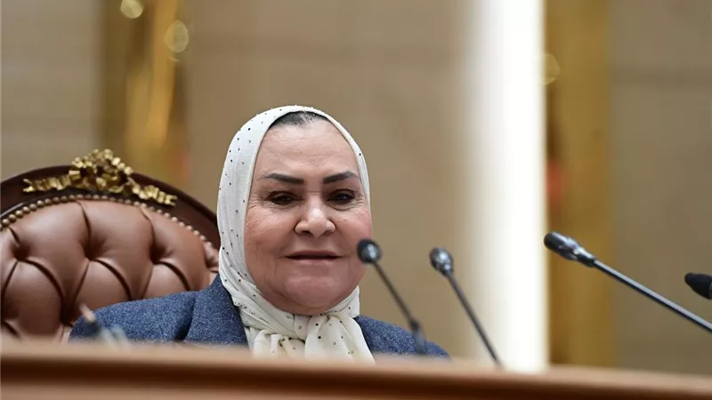عبلة الهواري تؤدي اليمين الدستورية وتترأس الجلسة الافتتاحية لبرلمان 2026