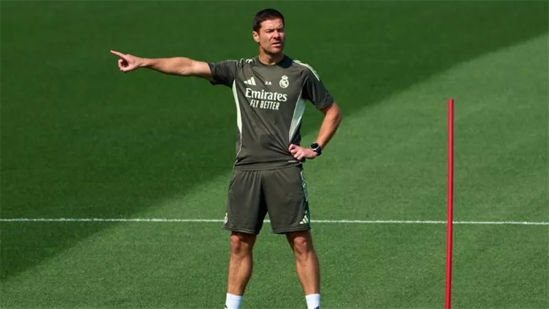 رسميا.. ريال مدريد يعلن إقالة تشابي ألونسو من تدريب الفريق