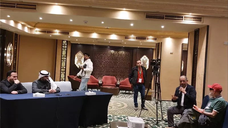 العرض المسرحي «من زاوية أخرى» الكويتي في مناقشات مهرجان المسرح العربي  