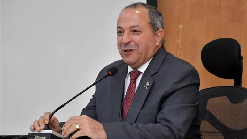 بعد أدائهم اليمين الدستورية.. محافظ بورسعيد يهنئ أعضاء مجلس النواب الجدد
