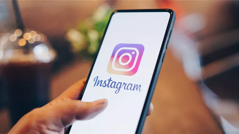 هل حسابك على إنستجرام في خطر؟.. حقيقة رسائل تعيين كلمة المرور المفاجئة