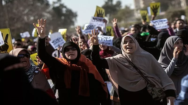 مفاجأة صادمة.. ماذا كانت تفعل الجماعة الإرهابية في «المراة» باسم الشعارات؟