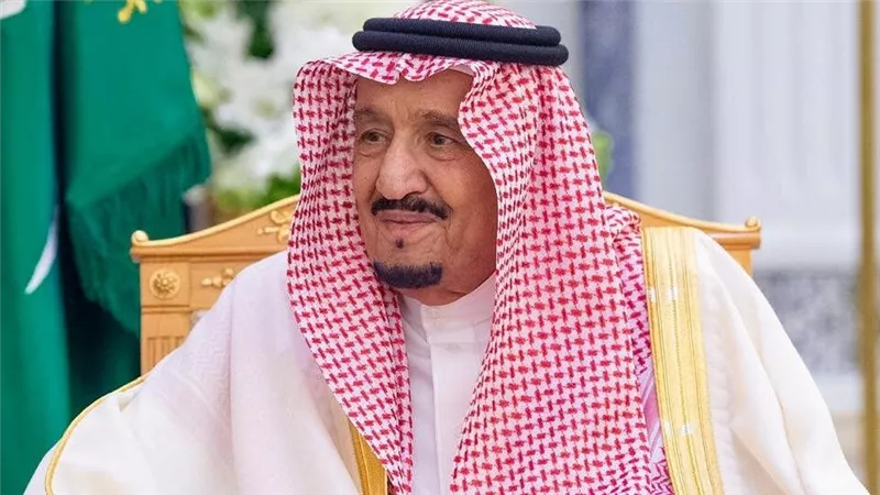 الملك سلمان: نرفض أي تقسيم أو مساس بسيادة الصومال