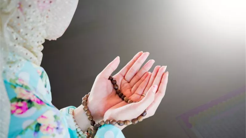 دعاء الصائم قبل الإفطار مستجاب.. تعرف على أفضل أدعية أول يوم رمضان