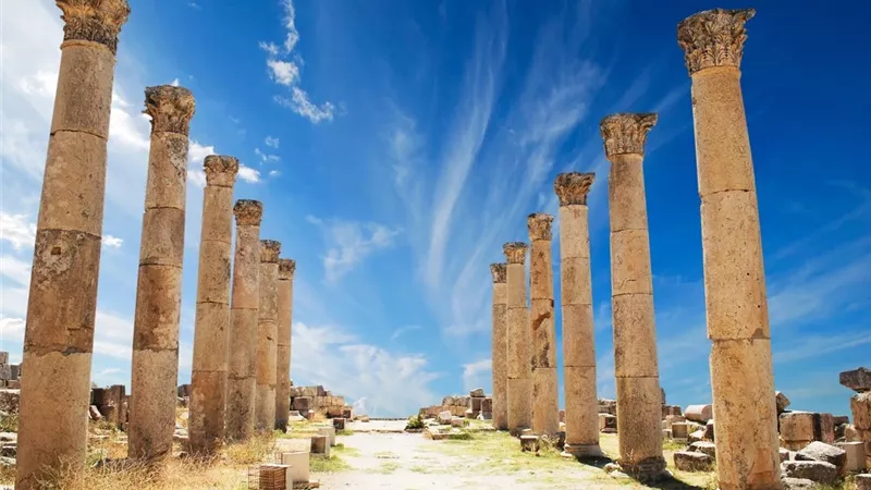 السياحة التاريخية.. هل تتحول المباني الأثرية لـ