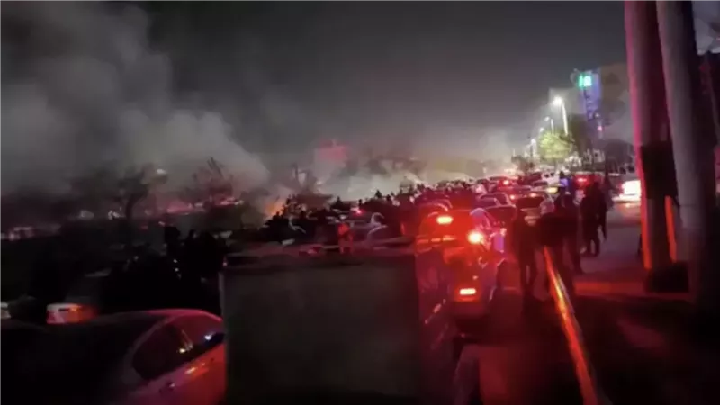 في ظل تصاعد وتيرة الأوضاع.. اعتقال 300 متظاهر في إيران