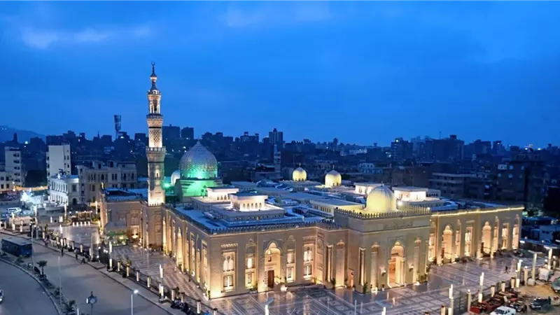 في الليلة الختامية لمولد السيدة زينب.. تعرف على موقع ومساحة مسجدها