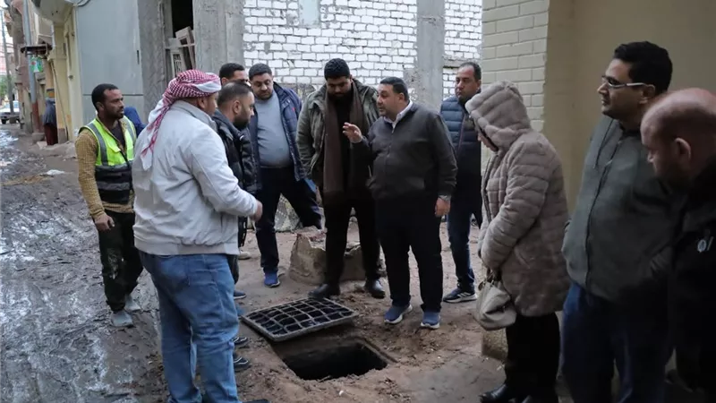 رئيس مياه البحيرة يتفقد أعمال «حياة كريمة» بقرى أبو حمص