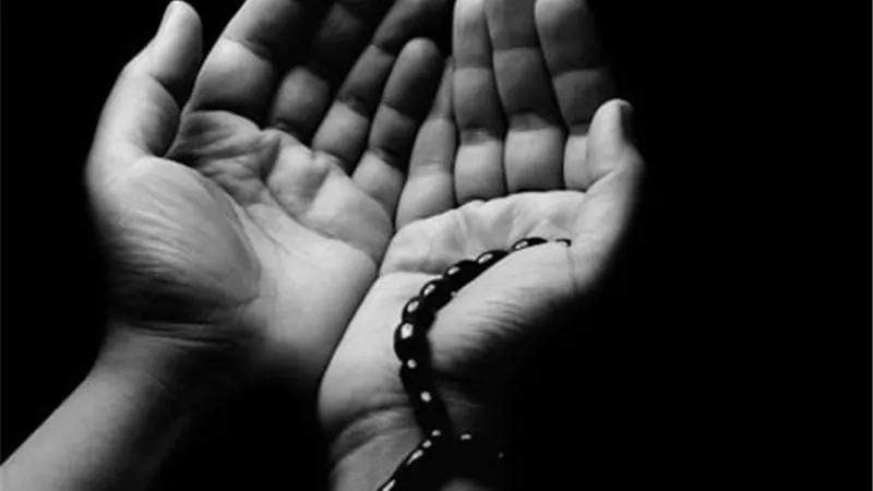 دعاء ليلة الإسراء والمعراج للمتوفى.. «اللهم اغفر له واصفح عنه»