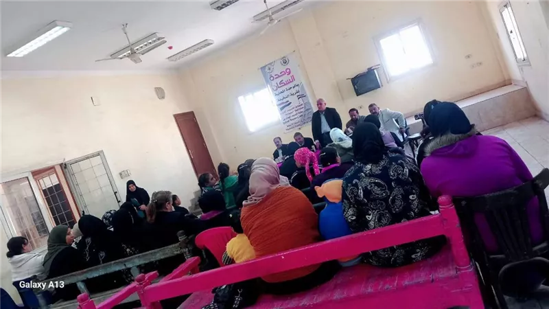 «تعليم الكبار» تطلق قافلة إعلامية بأبو تيج ضمن مبادرة 