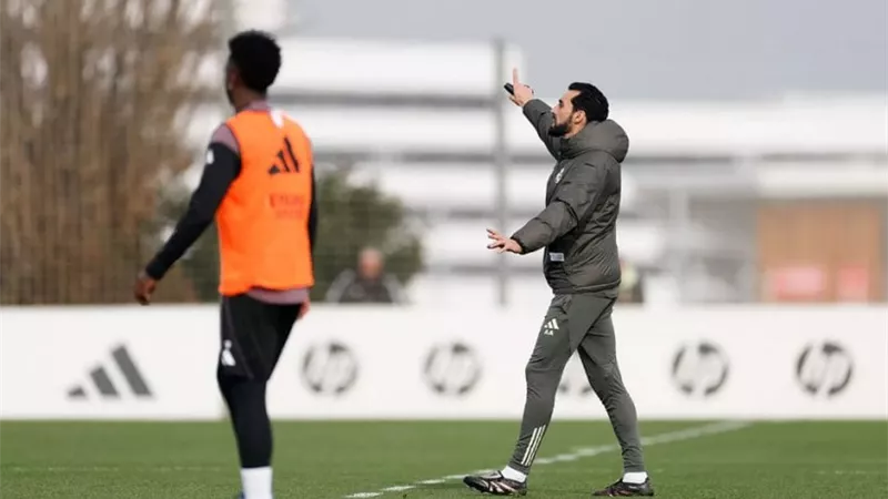 ماركا تكشف تفاصيل عقد أربيلوا مع ريال مدريد