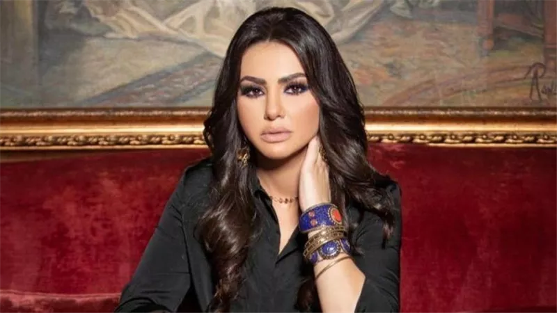 «ربنا يديمك في حياتي نعمة».. دينا فؤاد تحتفل بعيد ميلاد ابنتها
