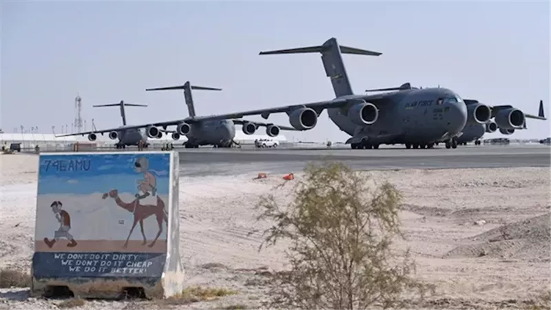 «رويترز»: إخلاء قاعدة العديد في قطر