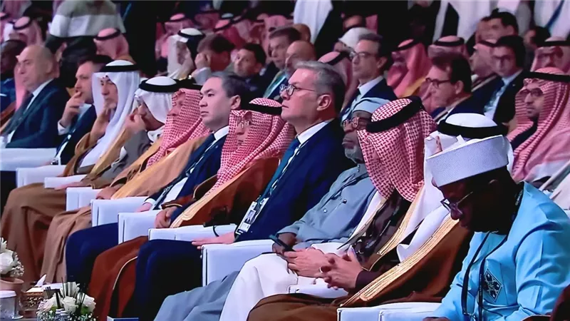 وزير البترول والثروة المعدنية يشارك في افتتاح مؤتمر التعدين الدولي بالرياض