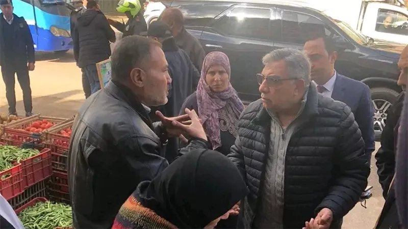 محافظ الدقهلية يتفقد شوارع وميادين حي غرب المنصورة