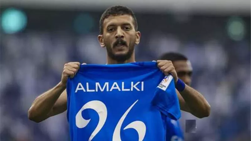 الهلال السعودي يفسخ عقد عبدالإله المالكي بالتراضي