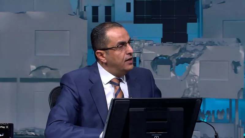 نضال أبوزيد: القرار الأمريكي بشأن إيران وشيك بهدف شل القدرات الإيرانية
